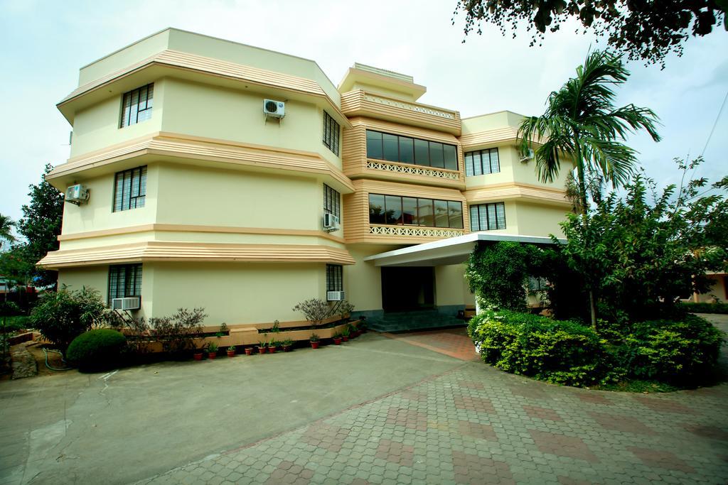 Michaels Inn Thekkady Exteriör bild